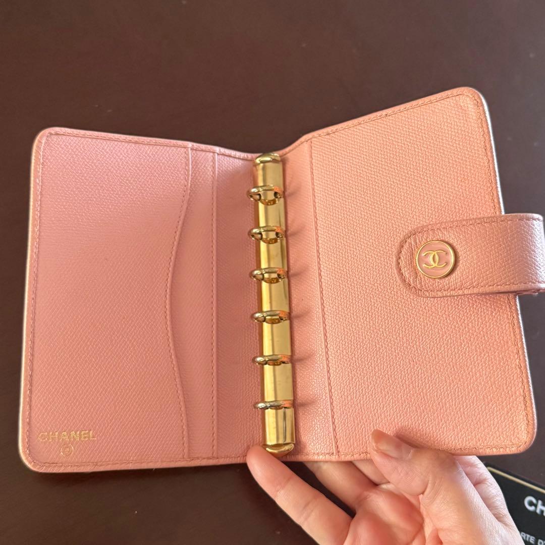 CHANELココボタンA6手帳ピンクキャビアアジェンダ6穴ギャランティカード付