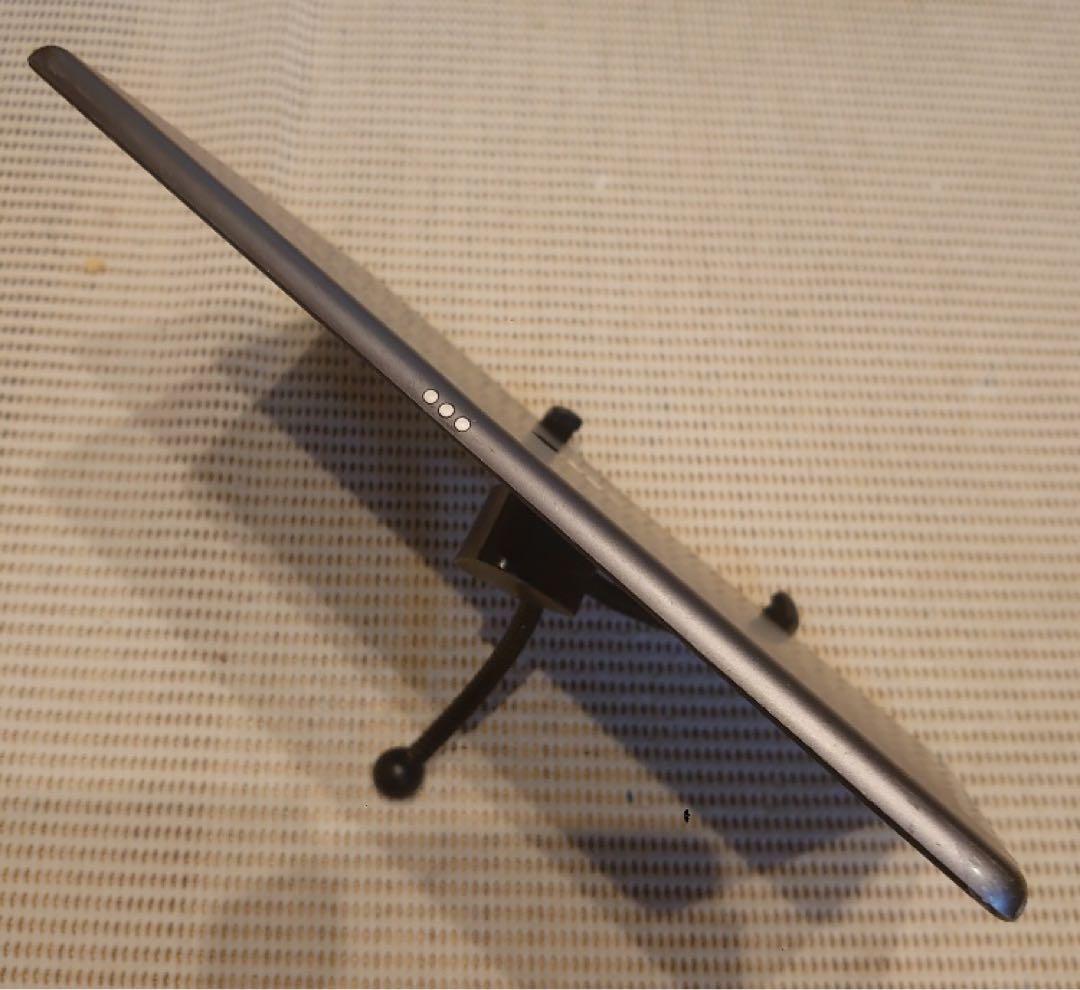 完動品SIMフリーiPad第7世代(A2198)本体32GB送料込TMDFT