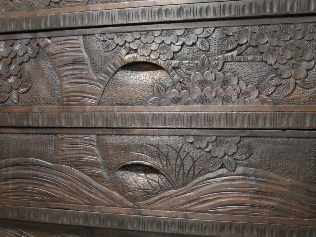 長野県 伝統工芸品 軽井沢彫り 桜 彫刻 4杯抽斗 時代箪笥/整理箪笥/チェスト