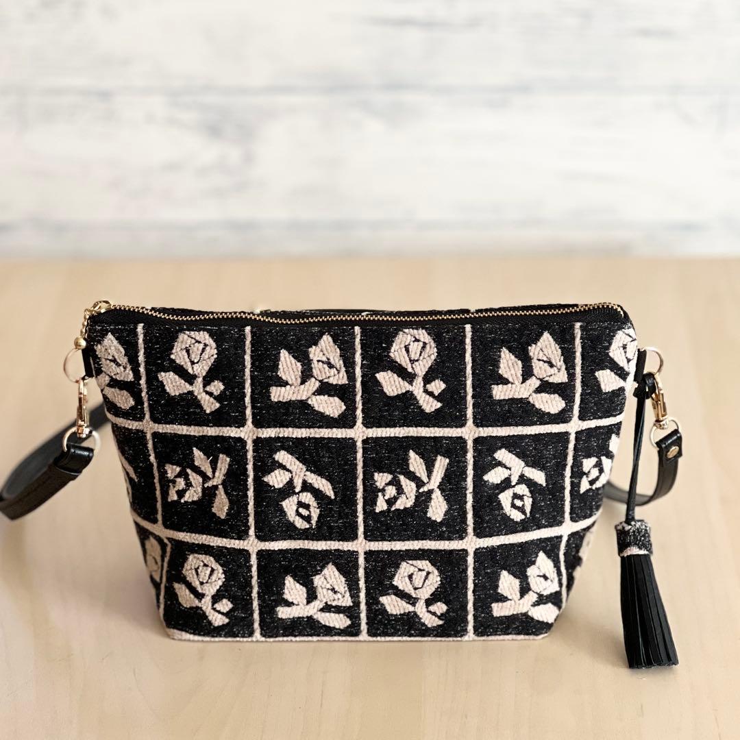 ミナペルホネン Lulu beigeショルダーバッグMB512-101