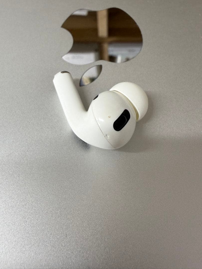 Apple AirPods Pro 第一世代