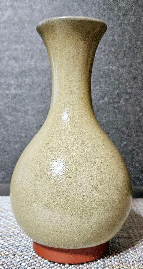 人間国宝　佐渡　無名異焼　五代 伊藤赤水 造　染付　水藻に魚の図　花入れ　共箱