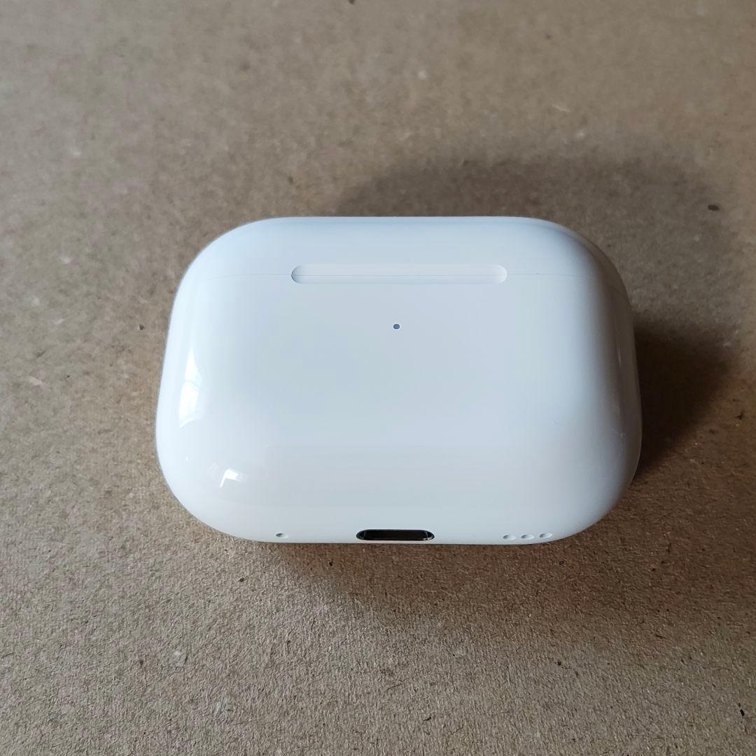 AirPods Pro 第2世代 MagSafe充電ケース（USB-C）付き
