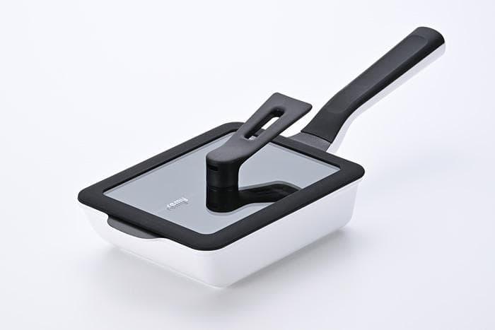 万能卵焼き器　レミパンエッグ蓋付き　ホワイト　未開封品