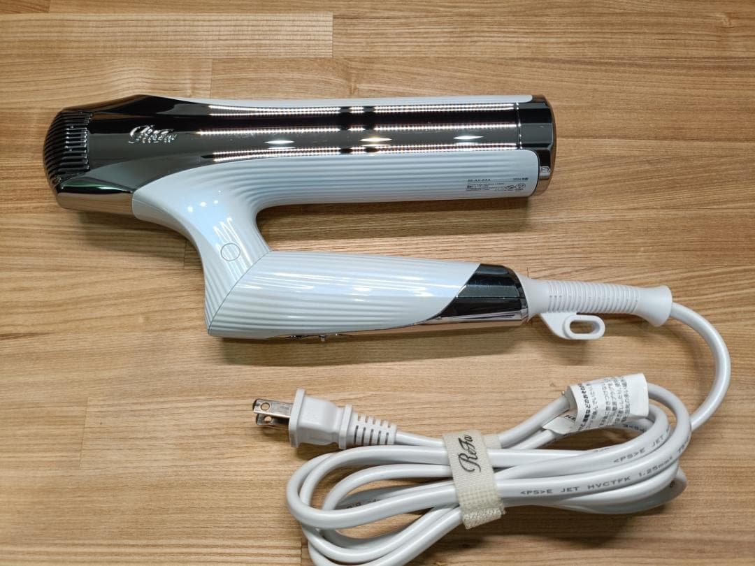 ★安心★整備済み★ 2024年製 ReFa ビューテックドライヤースマートW