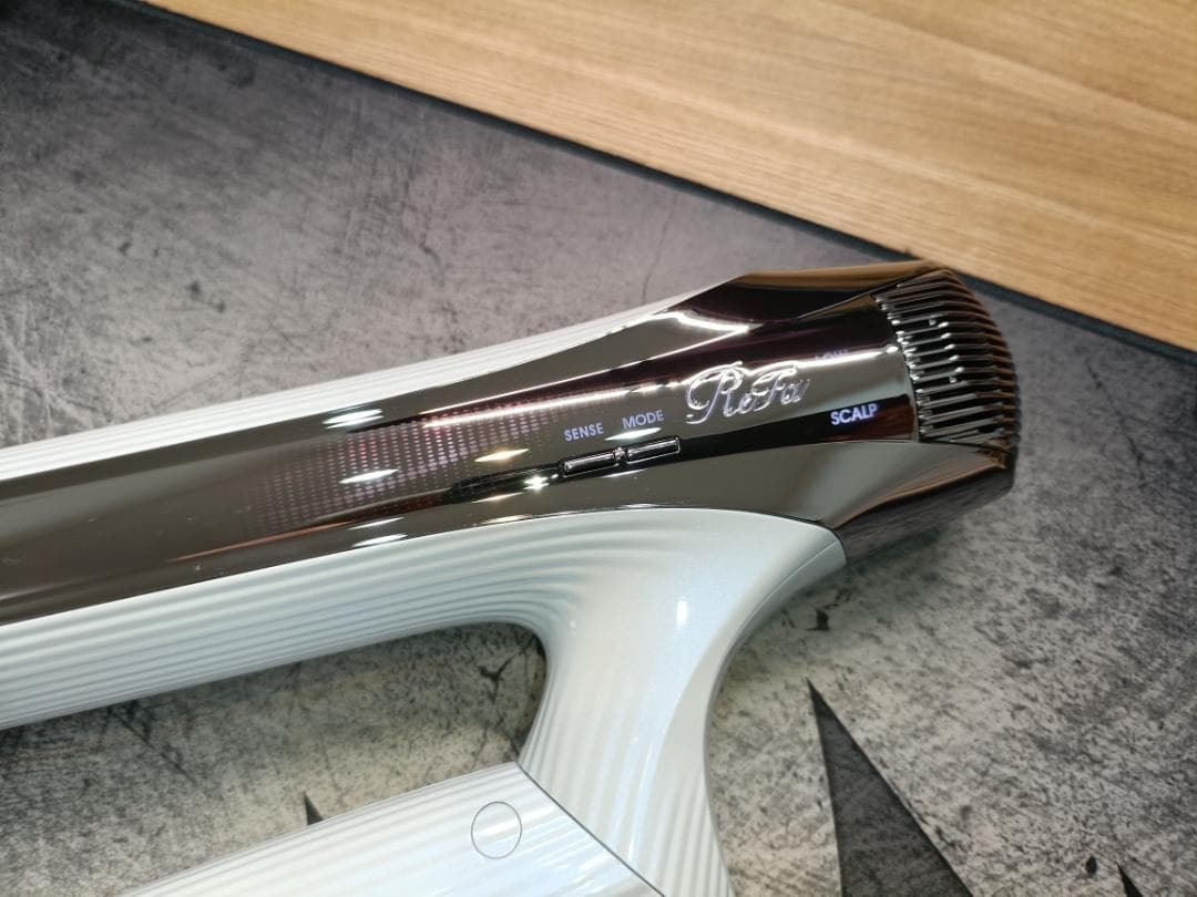 ★安心★整備済み★ 2024年製 ReFa ビューテックドライヤースマートW