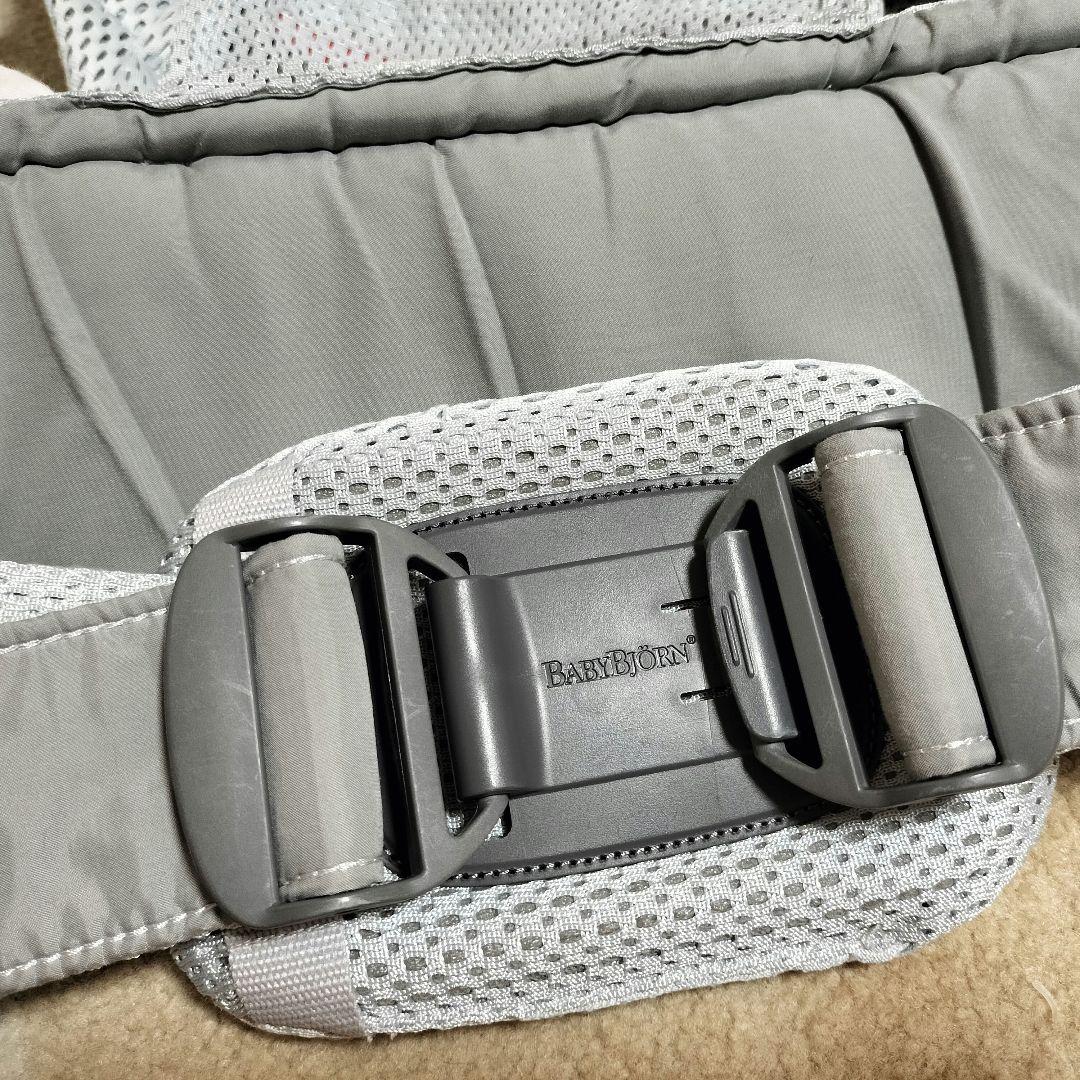 ベビービョルン　抱っこ紐　ハーモニー　グレー
