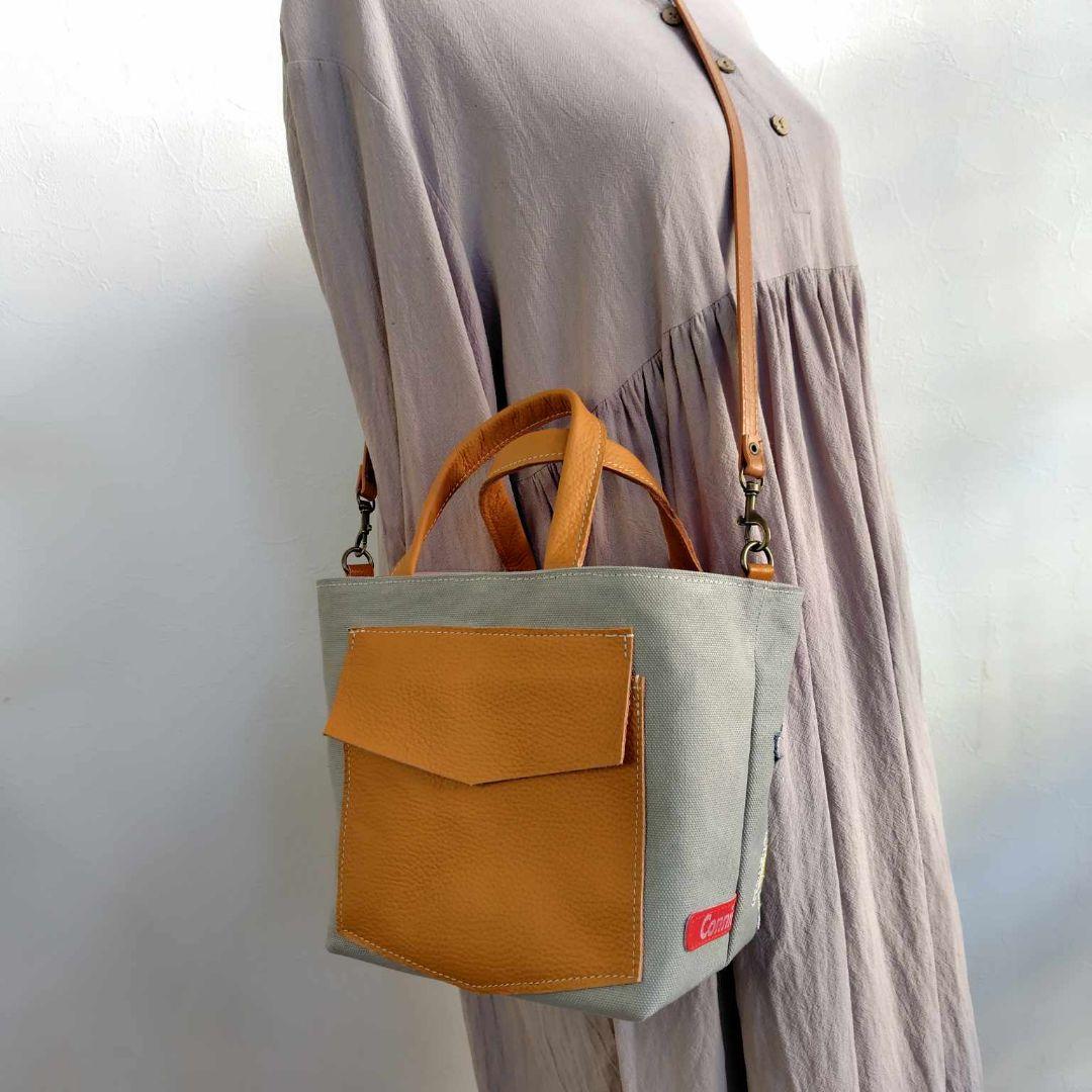 333W 様　/猫とちょうちょカケラパッチ/しきりトートSサイズ/本革キャメ