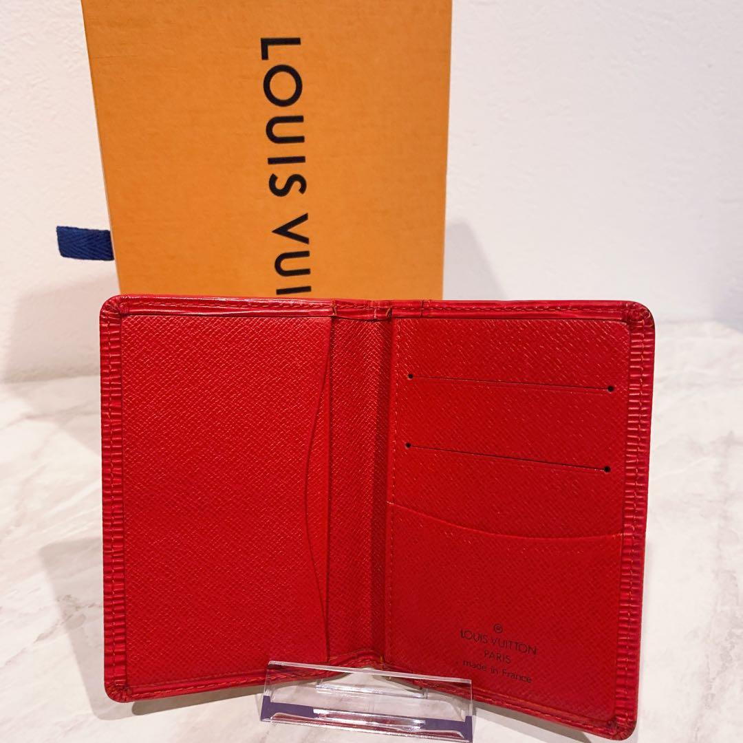 LOUIS VUITTON エピレザー 名刺入れ レッド