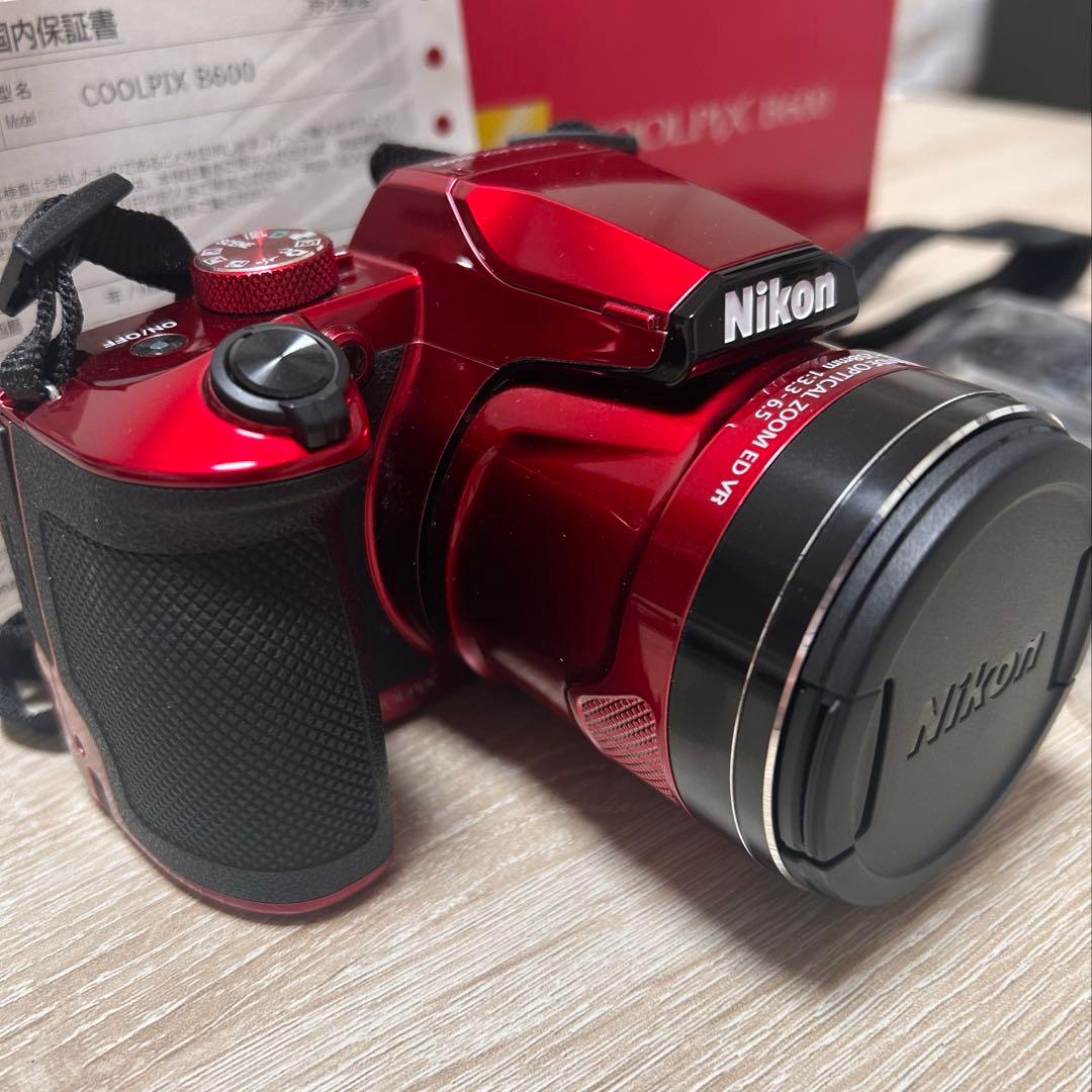 Nikon COOLPIX B600 レッド 本体と付属品