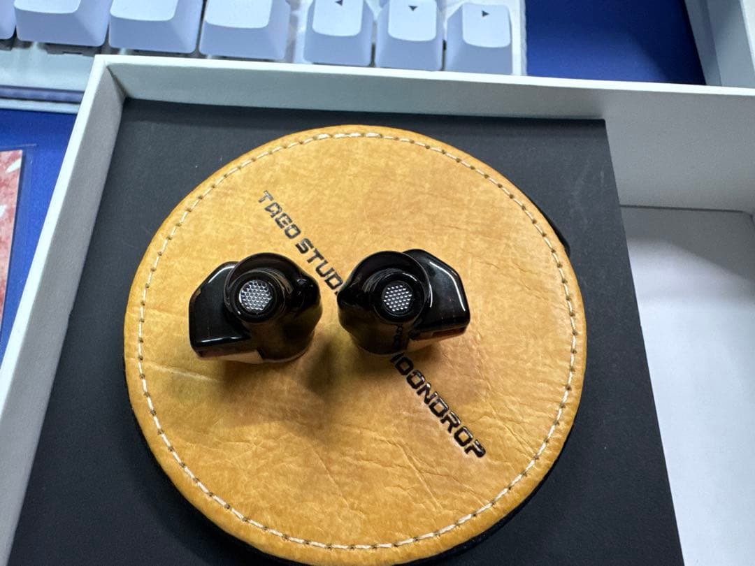 イヤホン Harmon-SP TAGO STUDIOxMOONDROP