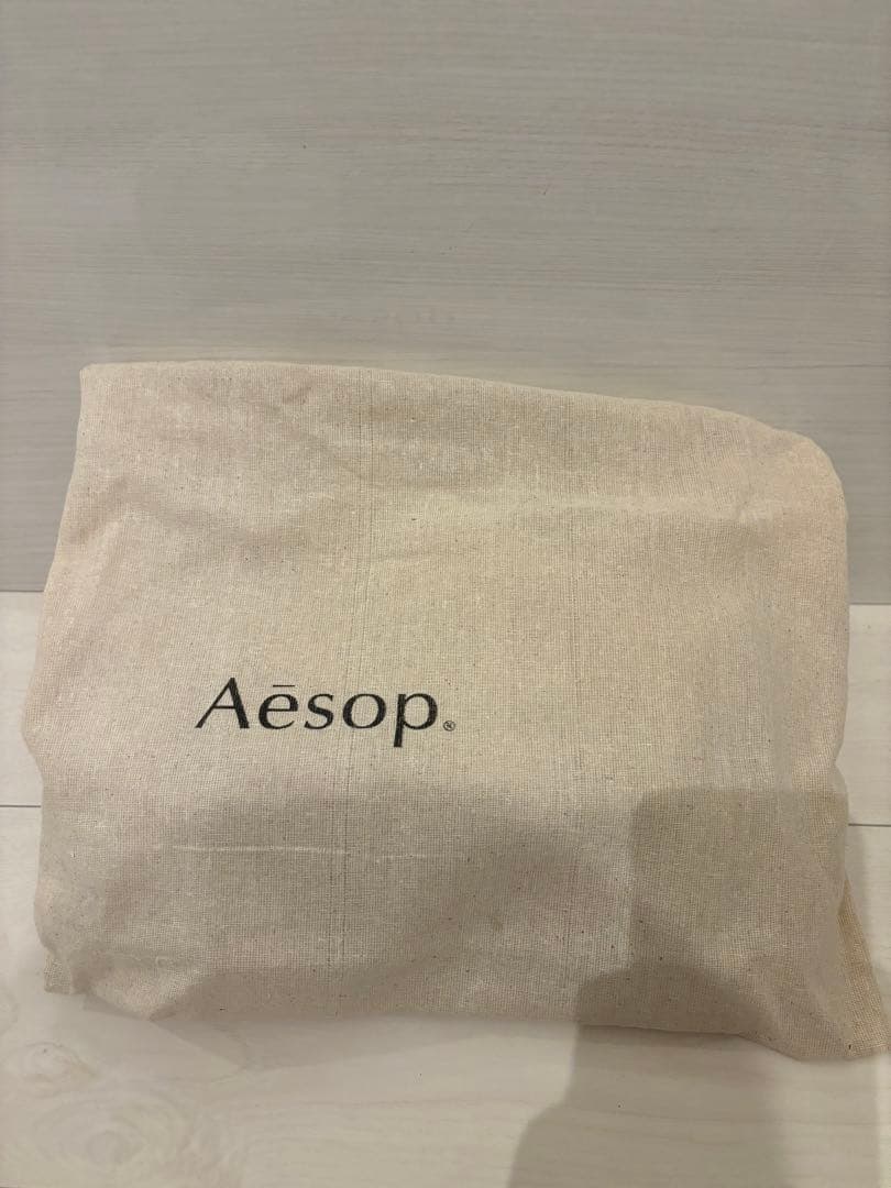Aesop ハンドウォッシュ＆ハンドバーム&リップセット(箱と袋付き)