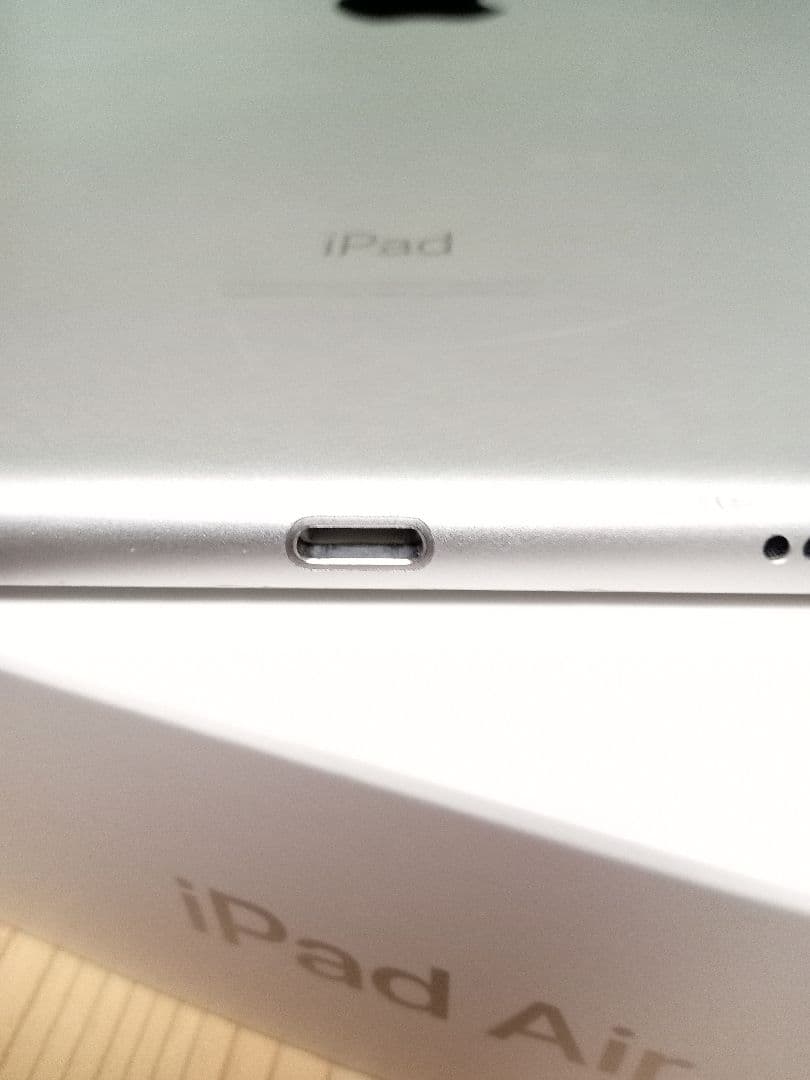 バッテリー容量93%iPad Air 第3世代 Wi-Fi＋セルラー64GB