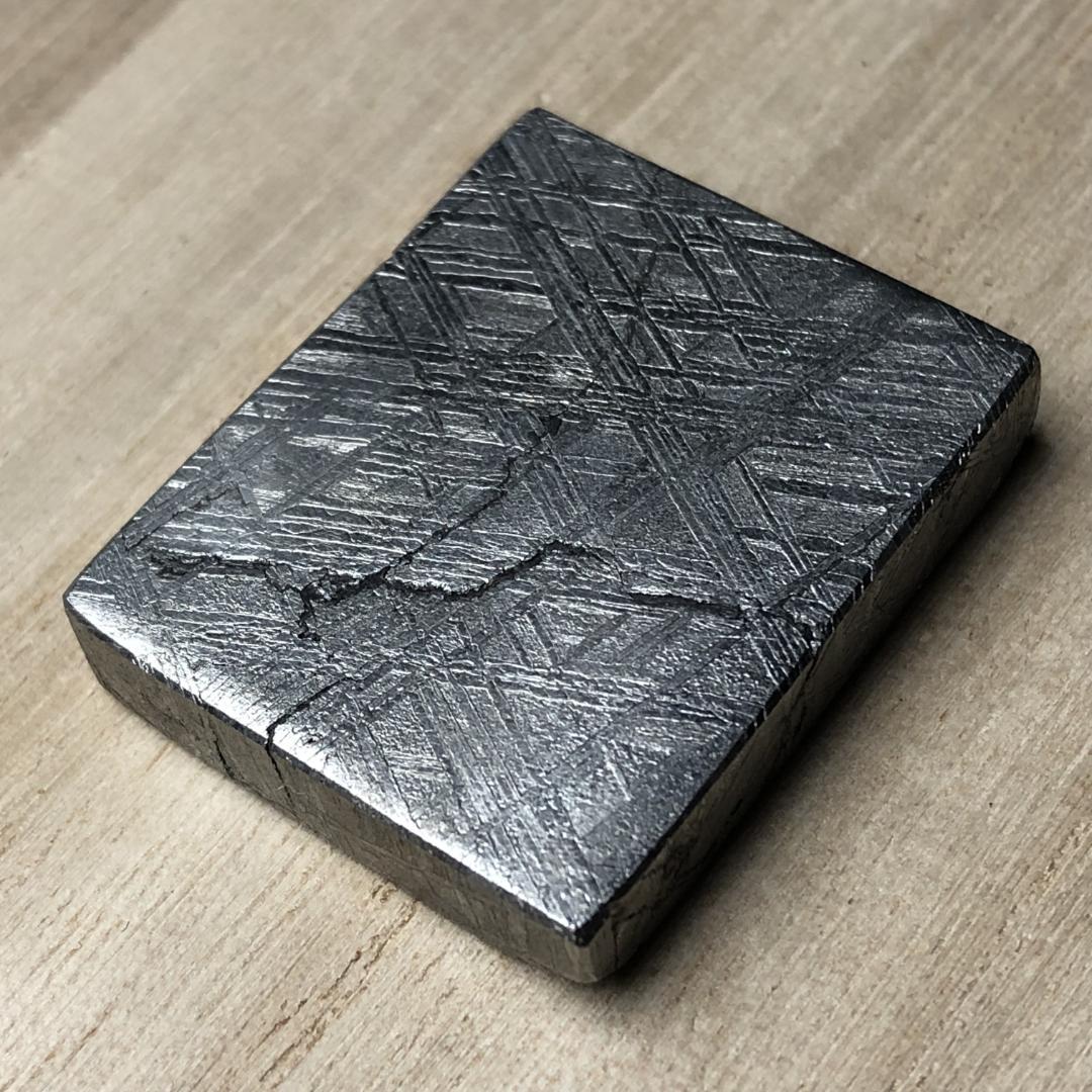 ムオニオナルスタ隕石　メッキ処理済み　　 鉄隕石　重さ約37ｇ