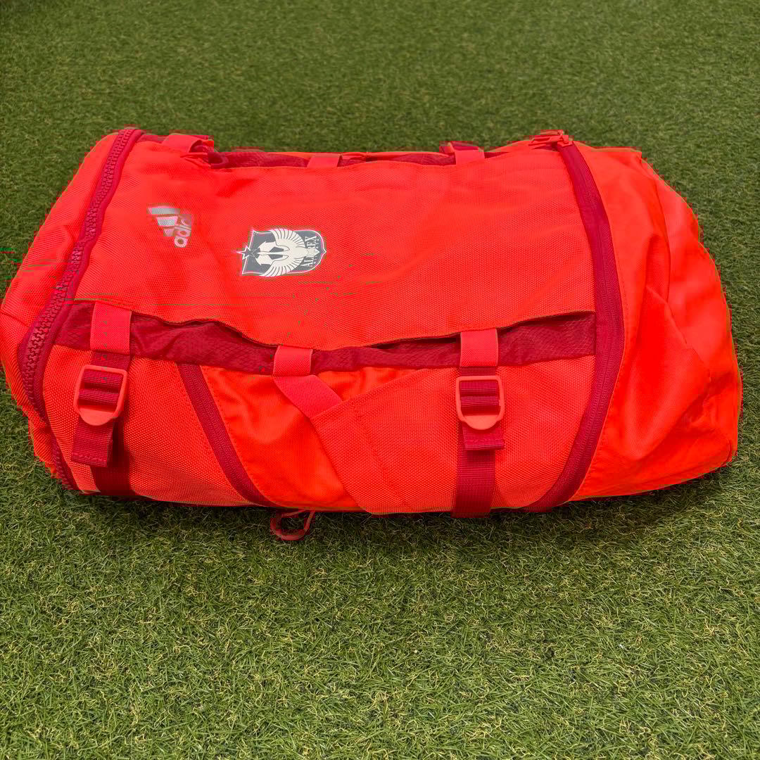 【即日発送 美品 アルビ限定モデル】adidas OPSバックパック30L