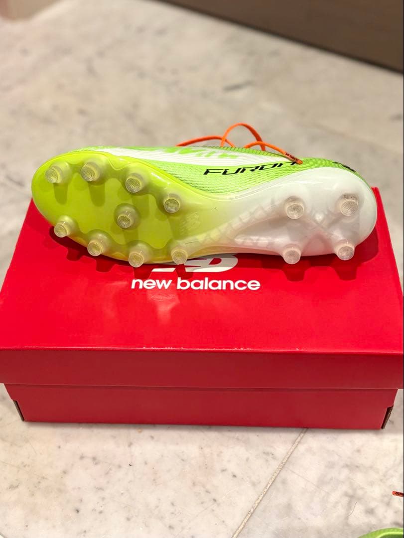 New balance Furon v8 Elite HG（2E）フューロン