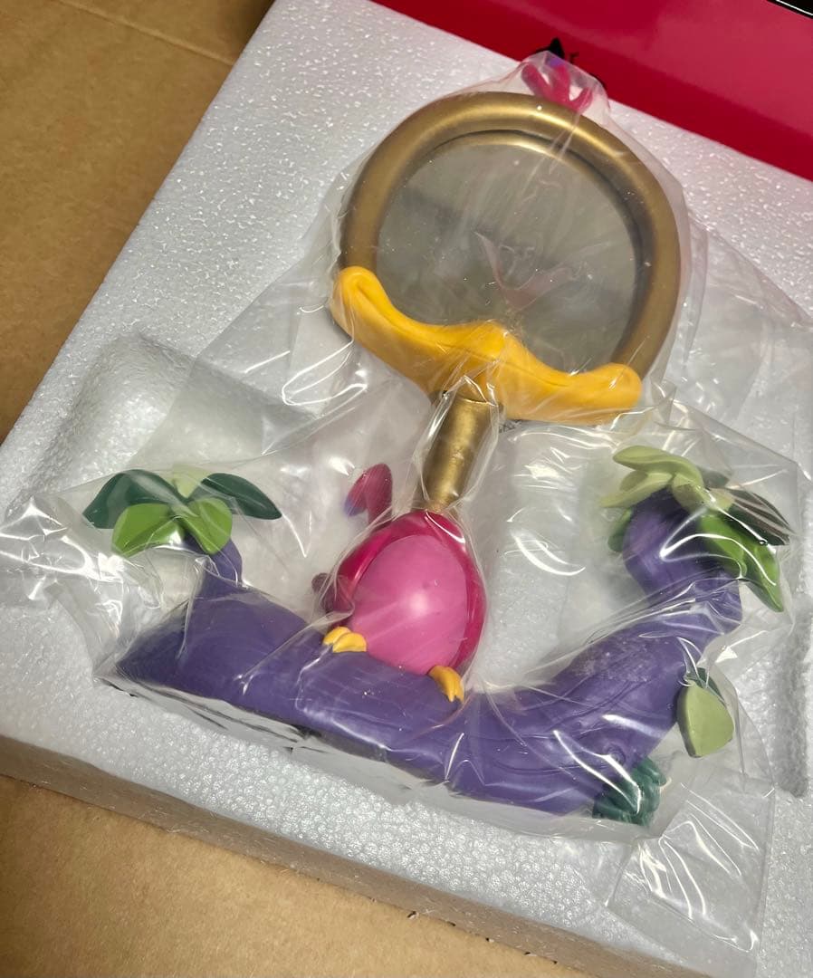 入手困難 不思議の国のアリス ミラーバード　 フィギュア 鏡 ディズニーストア