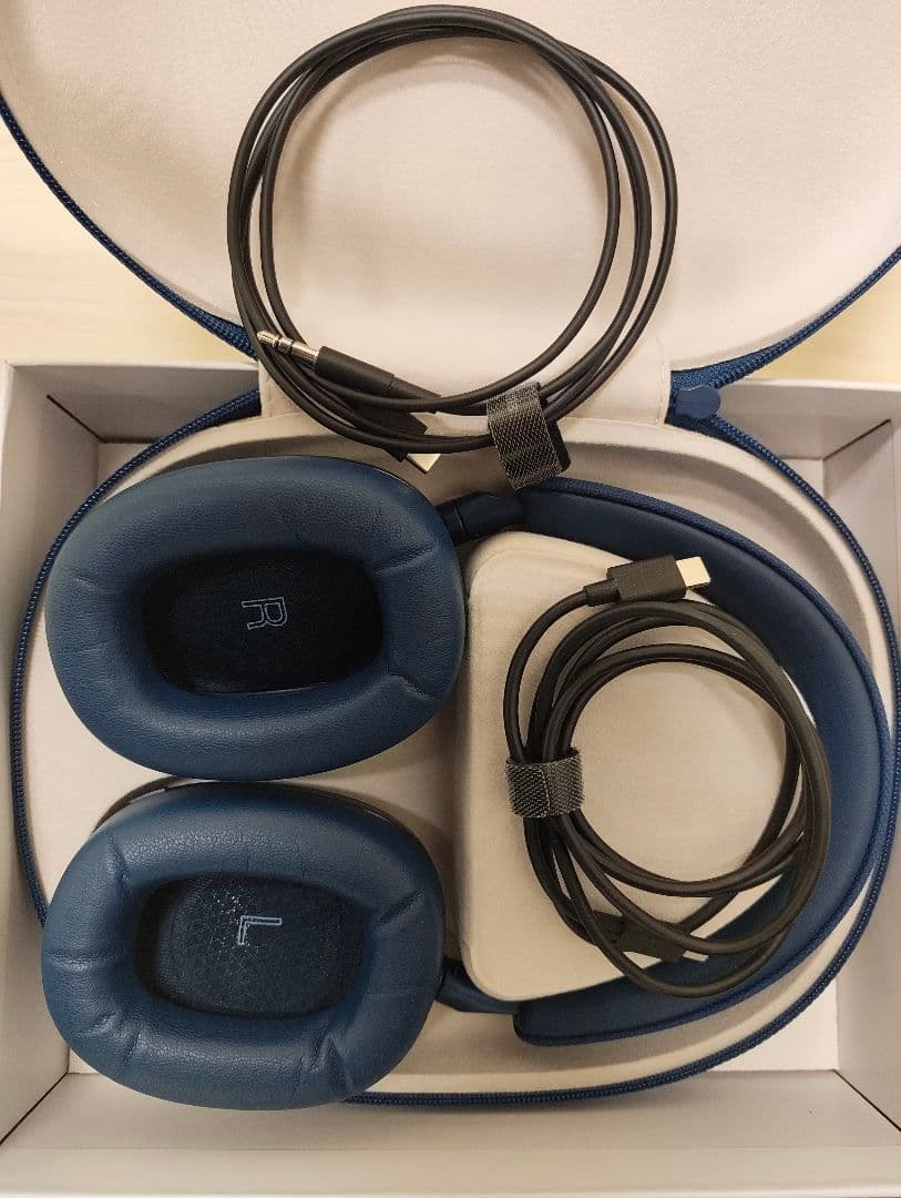 美品　Bowers & Wilkins px7s2e ワイヤレスヘッドホン