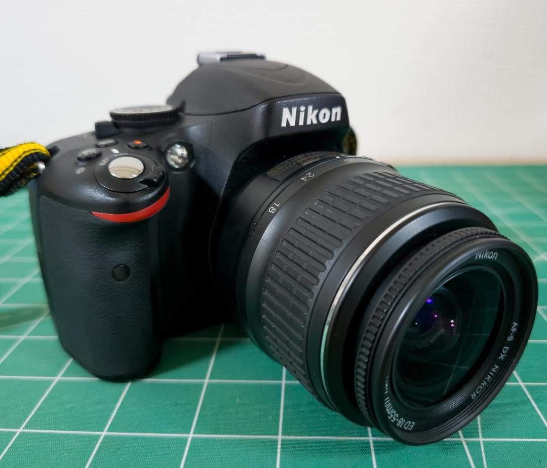 Nikon D5100 AF-S 18-55mm レンズ シャッター数970回