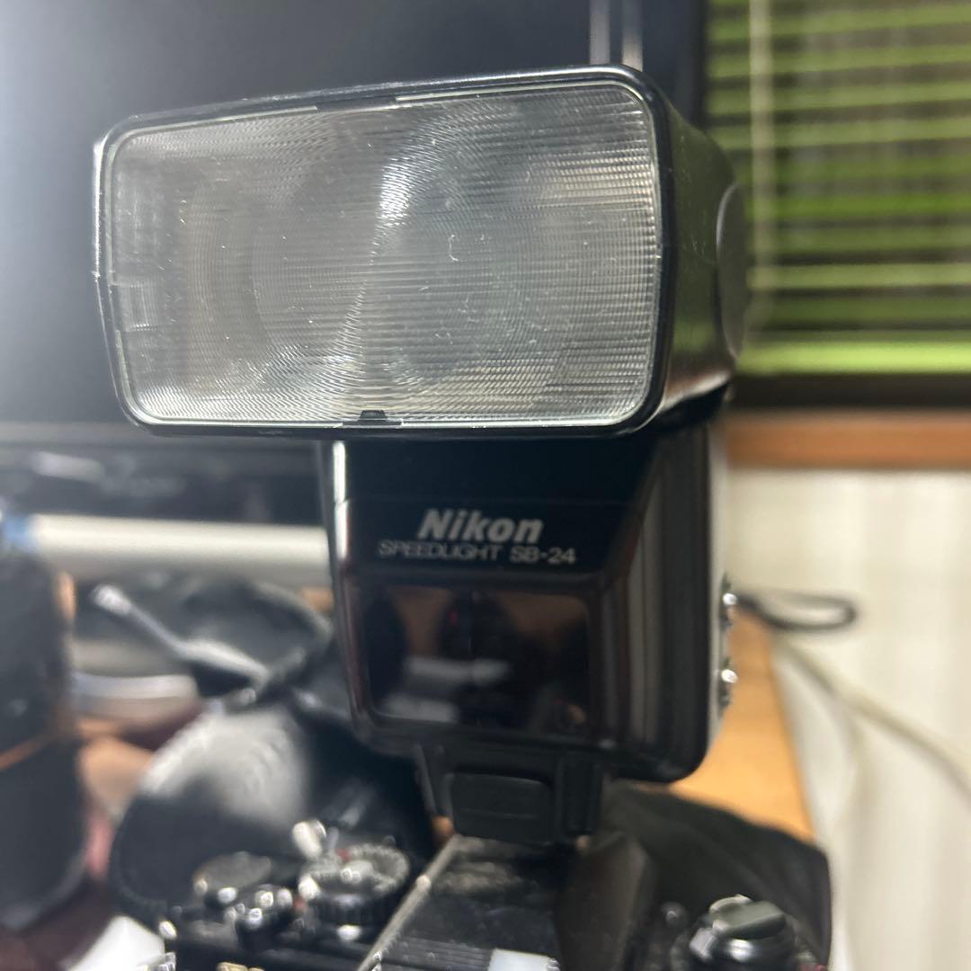 NikonF3.FA2台とその他レンズ他部品おまとめ中古品