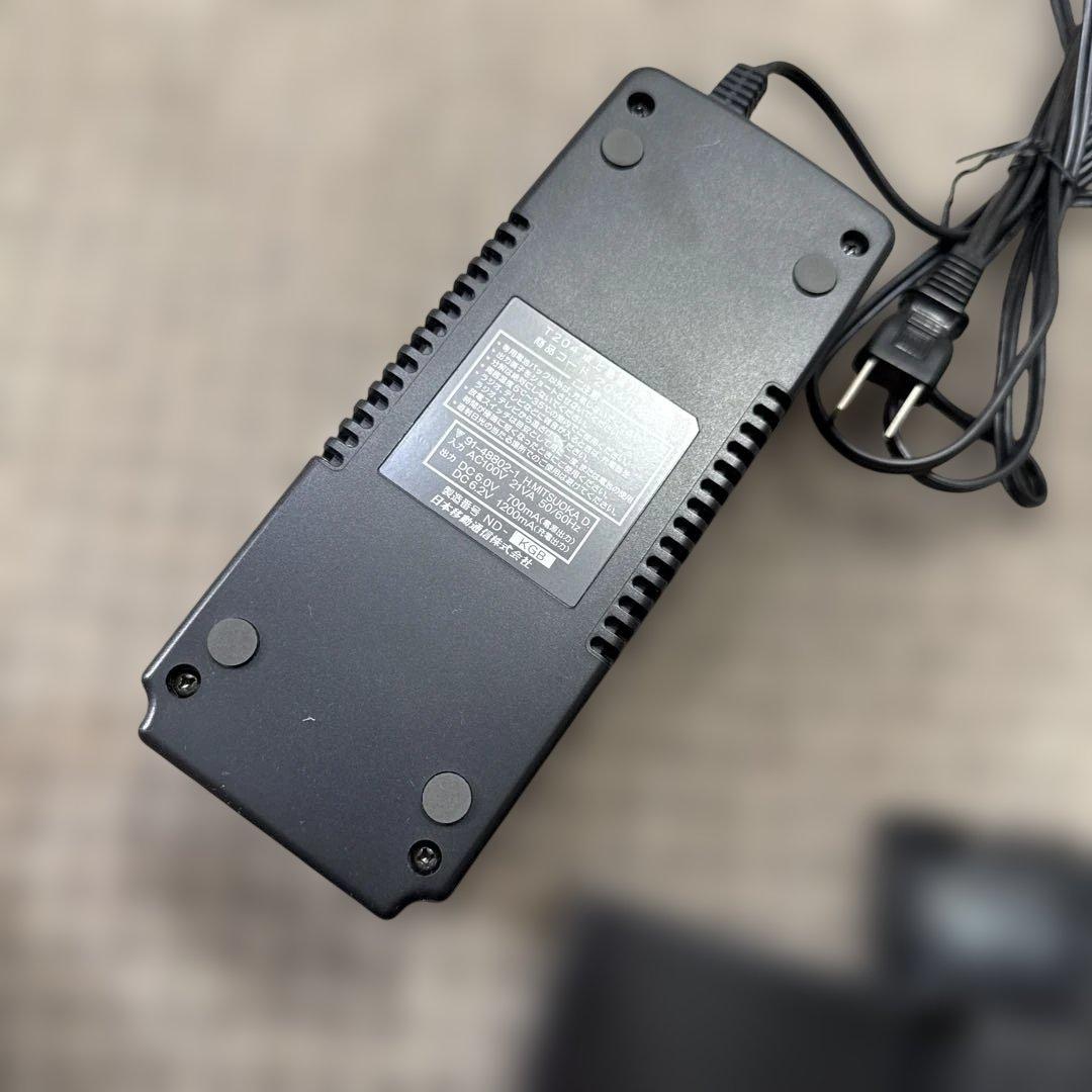 IDO T204本体+充電クレードル　ケース　予備バッテリー