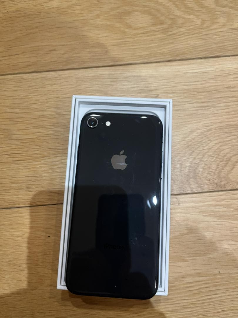 美品 完動品 iPhone8 64GB スペースグレー 【SIMフリー】