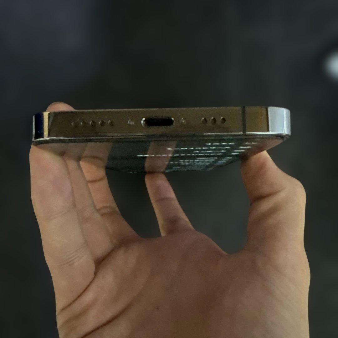 Apple iPhone12 pro グラファイト