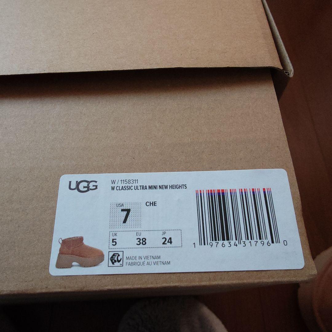 靴 UGG W CLASSIC ULTRA MINI NEW HEIGHTS 7