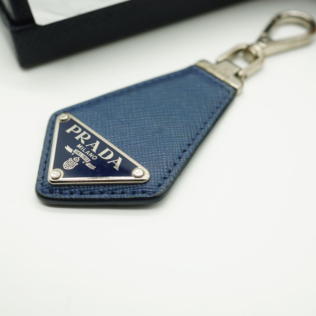 PRADA サフィアーノレザー キーリング　キーホルダー　ネイビー