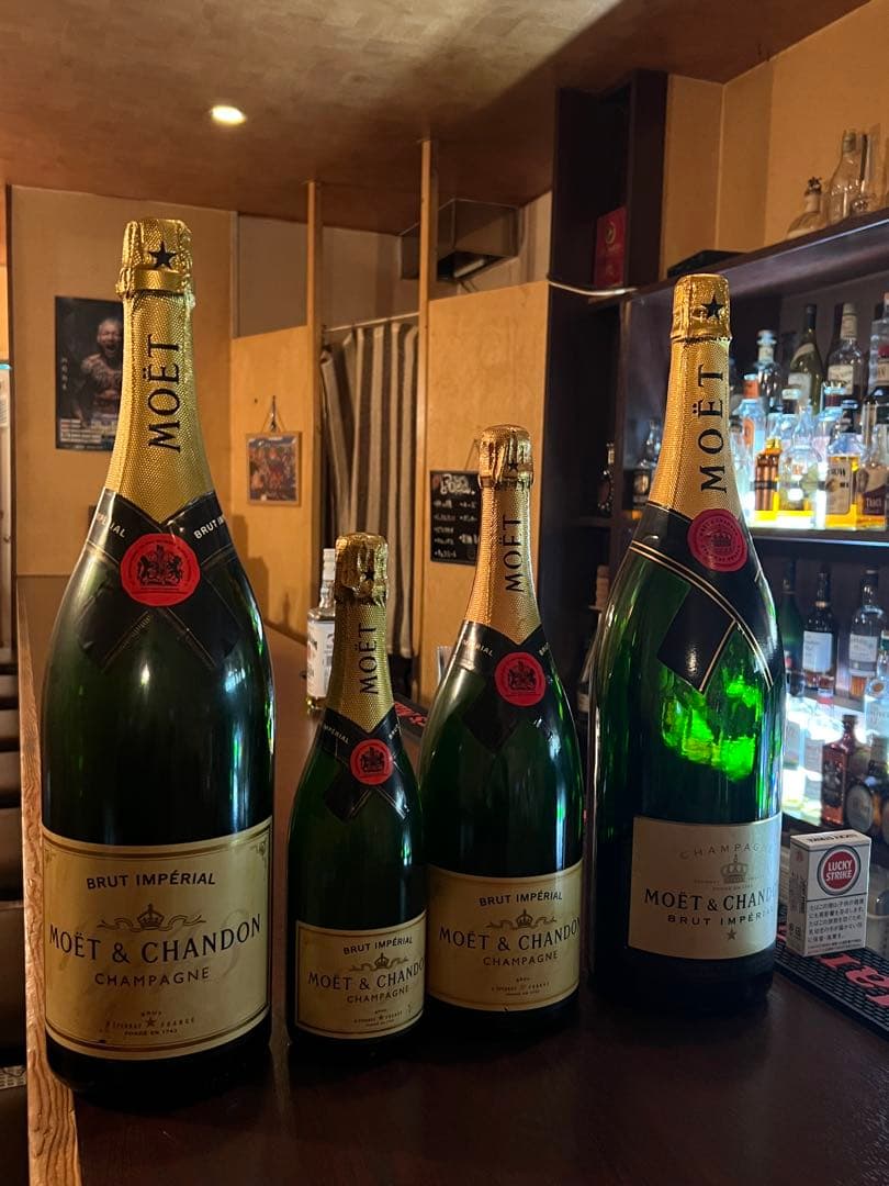 MOËT & CHANDON BRUT IMPERIAL ディスプレイ