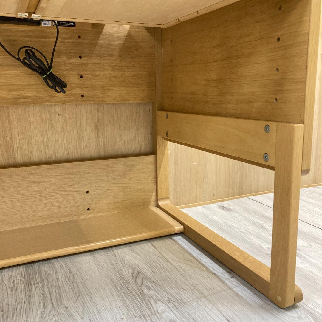 【カリモク】ベネッセ　学習机　デスク　高さ調整