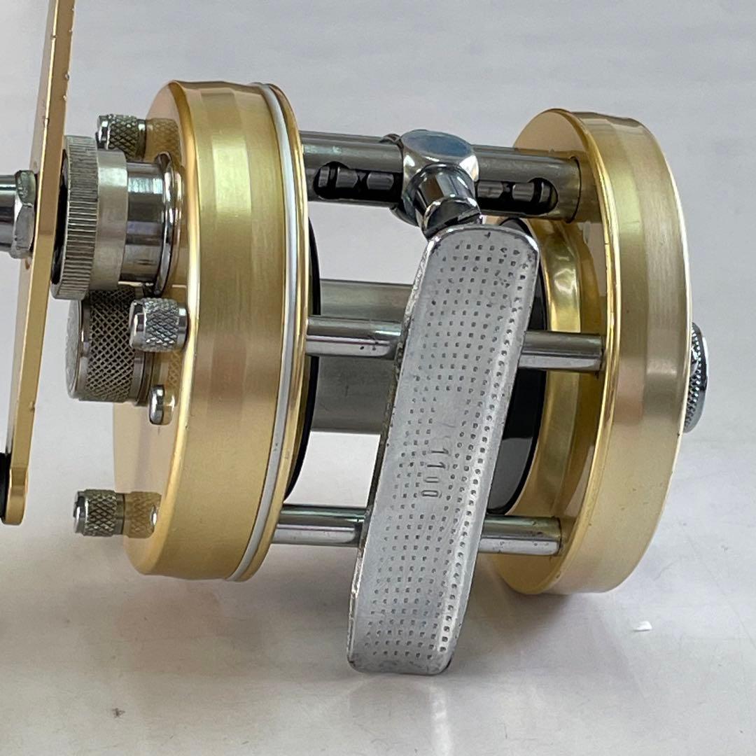 74年 ABU AMBASSADEUR 5000D シャンパン #741100