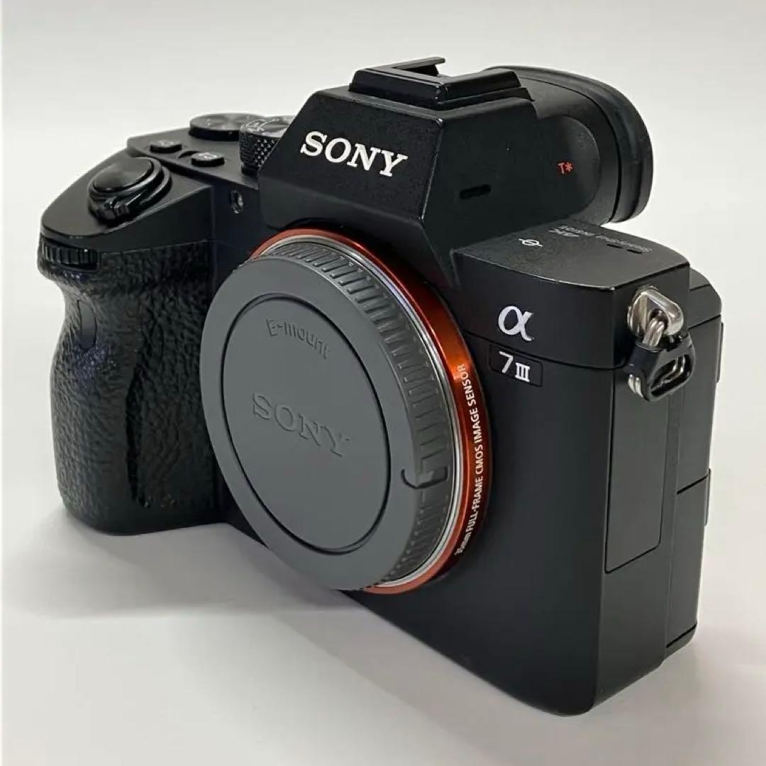 【美品】SONY α7III ミラーレスカメラ 本体