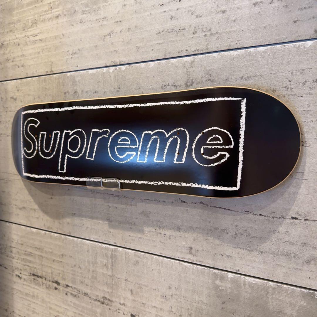 スケートボード KAWS Chalk Logo Skateboard Deck Supreme