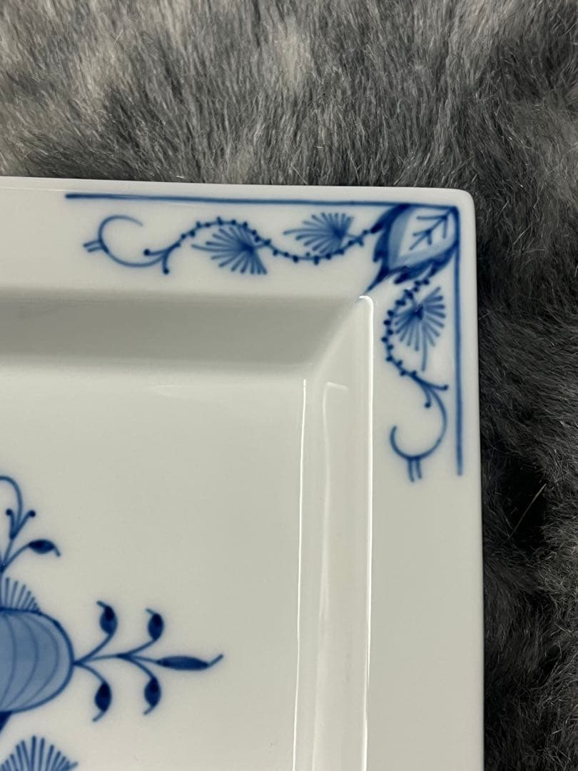 ドイツ名窯マイセンMeissen「ブルーオニオン」青花柄シリーズの角皿　2枚