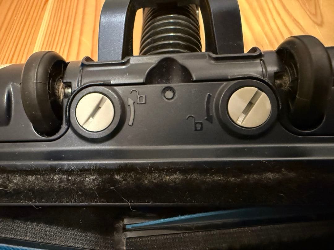 Shark CS401JRB コードレススティッククリーナー