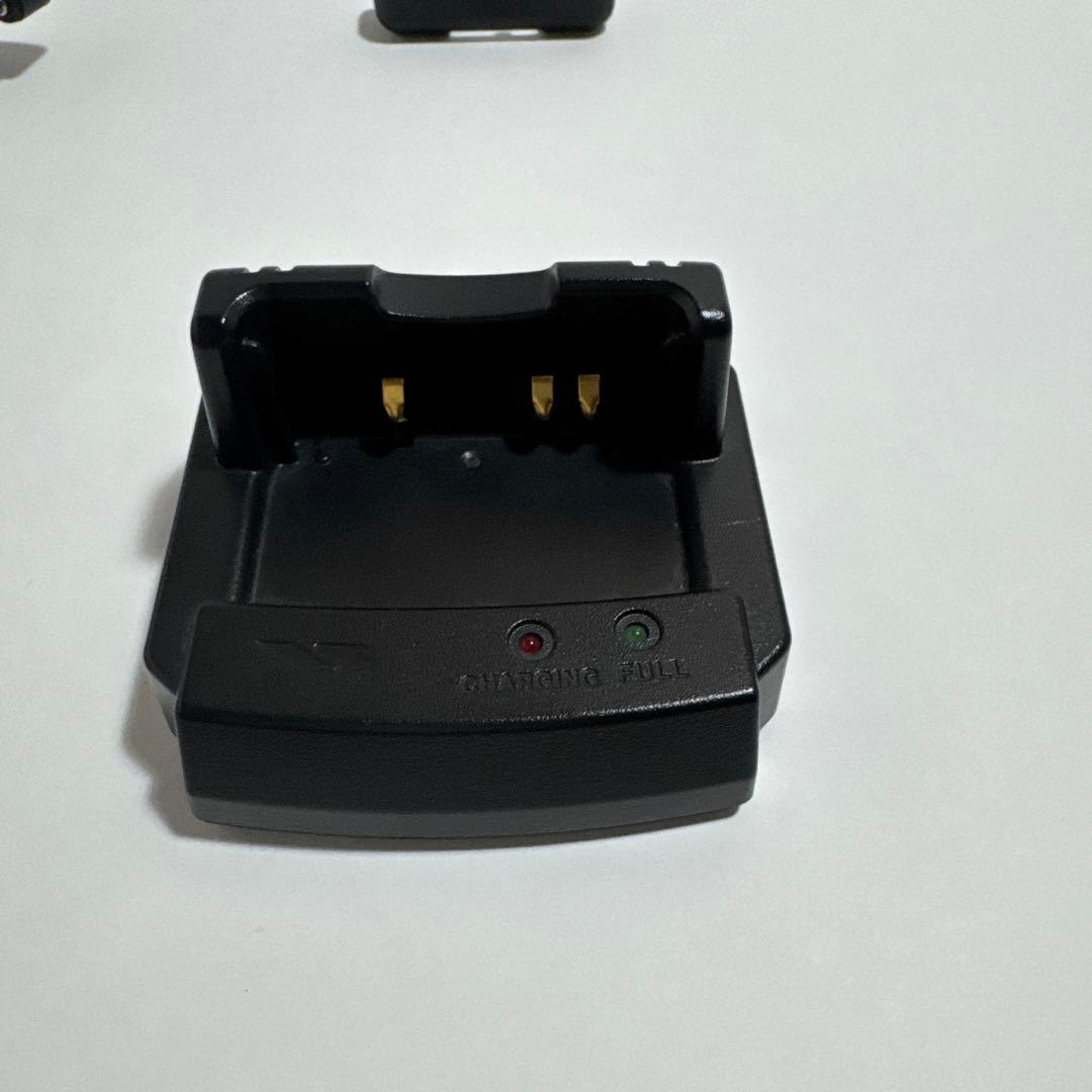 YAESU FT5D トランシーバー