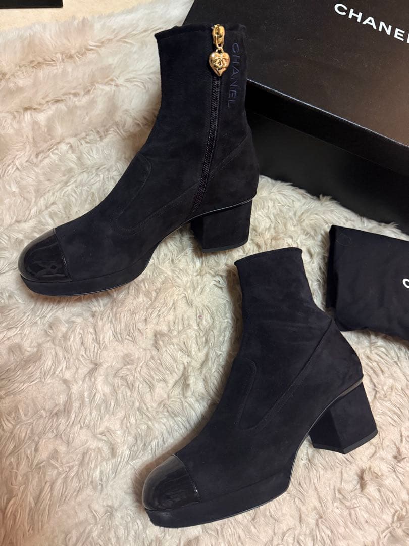 CHANEL ショートブーツ