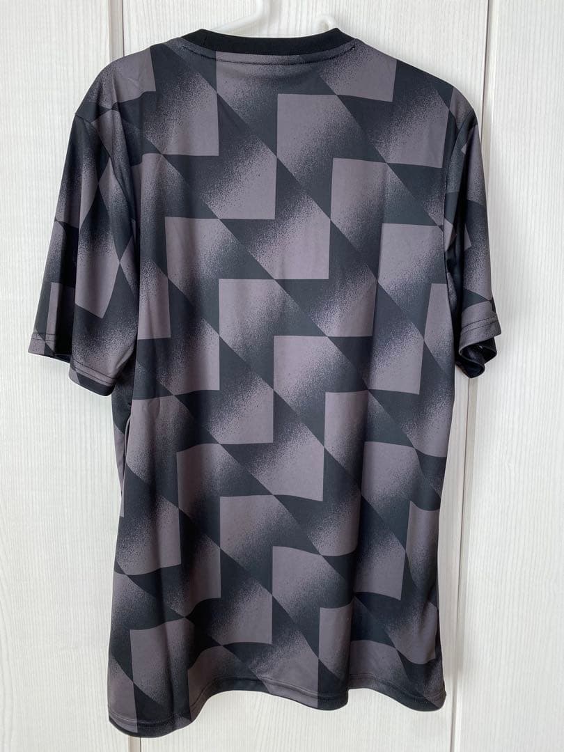 22-23 フルハムFC プレマッチトップ　未使用品