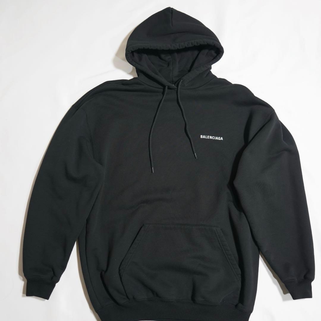 【古着】バレンシアガ　バックロゴ入りパーカー プリント ブラック