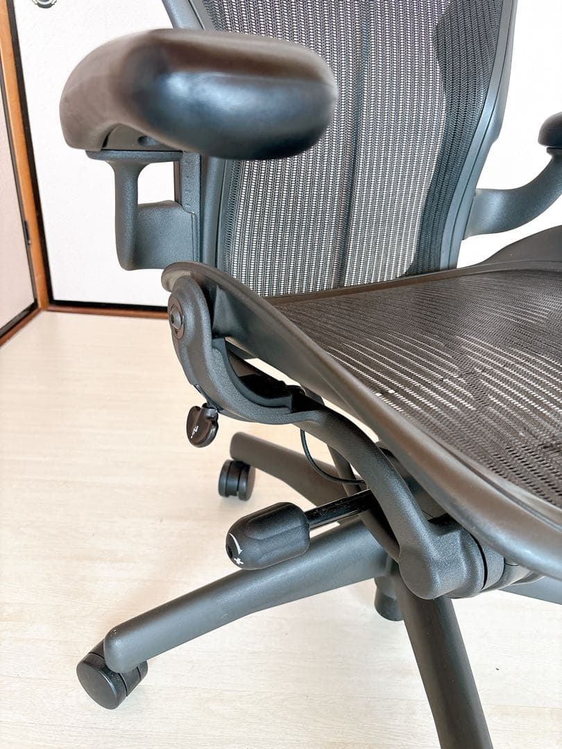 Herman Miller アーロンチェア 旧型クラシック Bサイズ