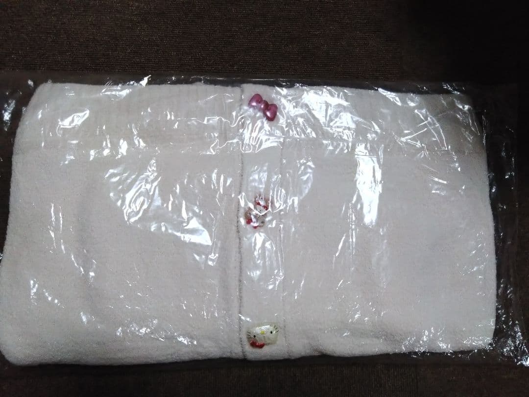 スナイデルホーム【HELLO KITTY】ニットカーディガン