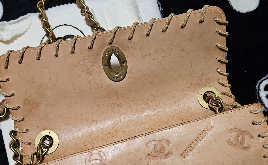 ベ*ル様 CHANEL シャネル ココマーク ロゴ レザー ショルダーバッグ ヴ