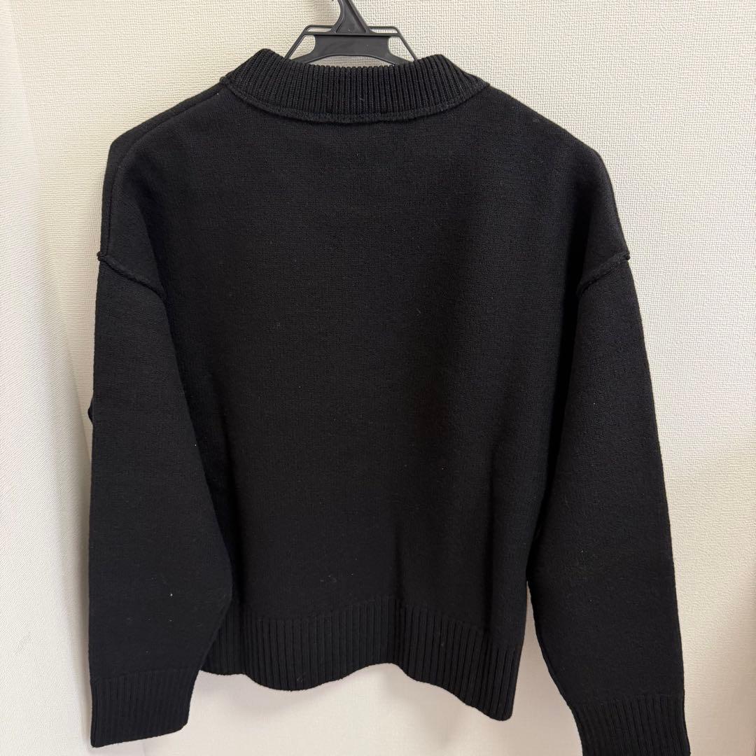 l*y様 ⭐️Ami Paris⭐️ブラック　ロゴレッド　厚手セーター　Sサイズ