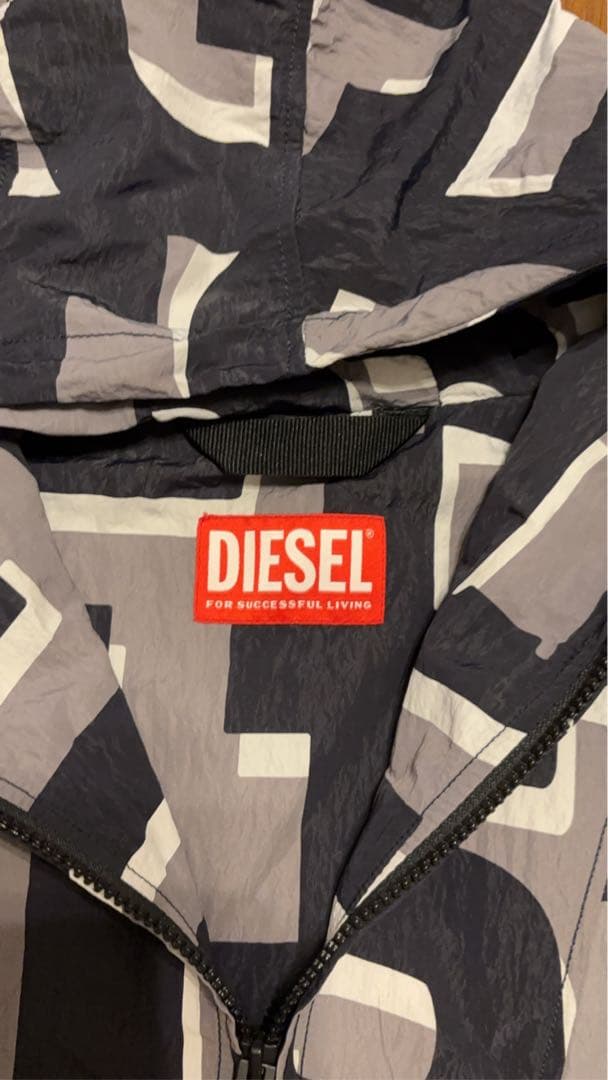 DIESEL ロゴパターン ナイロンジャケット 新品