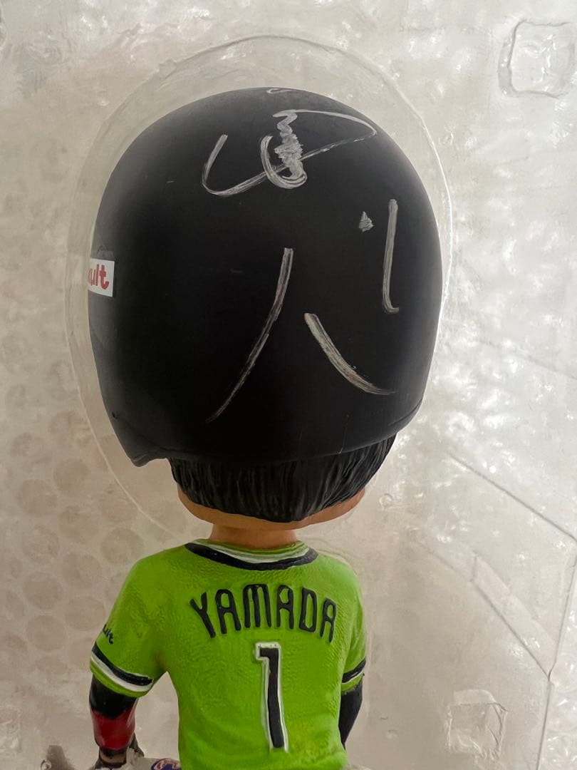 ヤクルトスワローズ　山田哲人　直筆サイン　ボブルヘッド　トリプルスリー盗塁