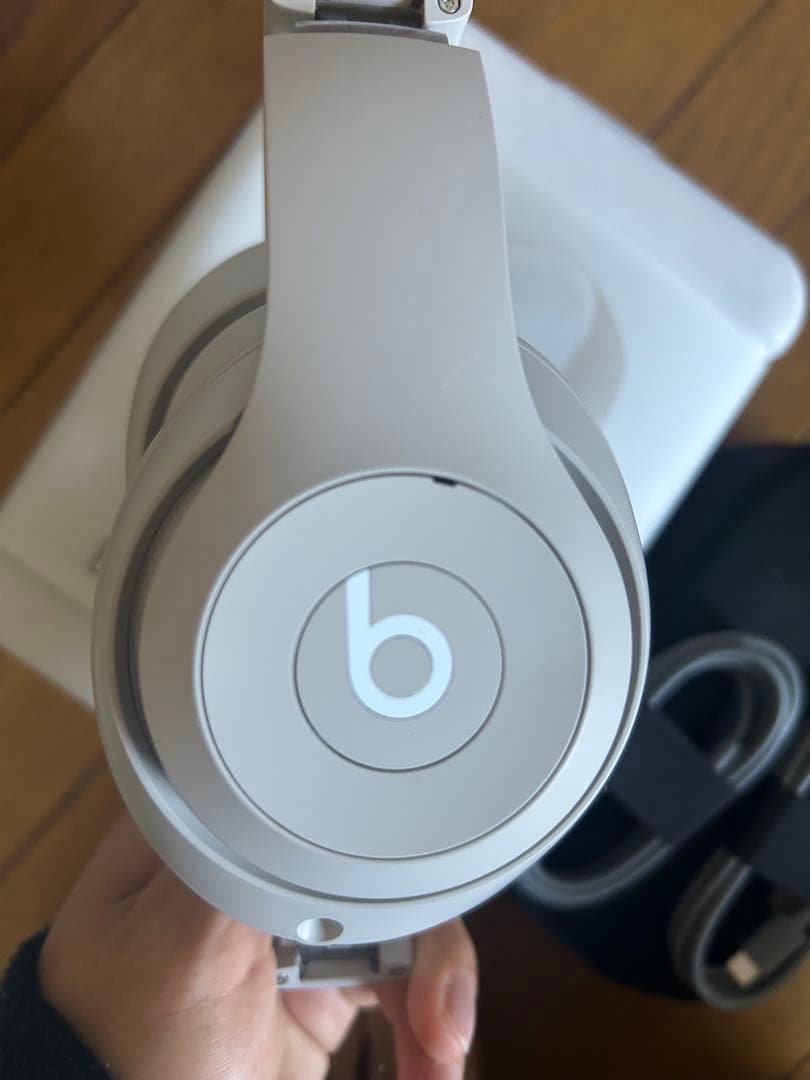 Beats Studio Pro ワイヤレスヘッドホン ホワイト