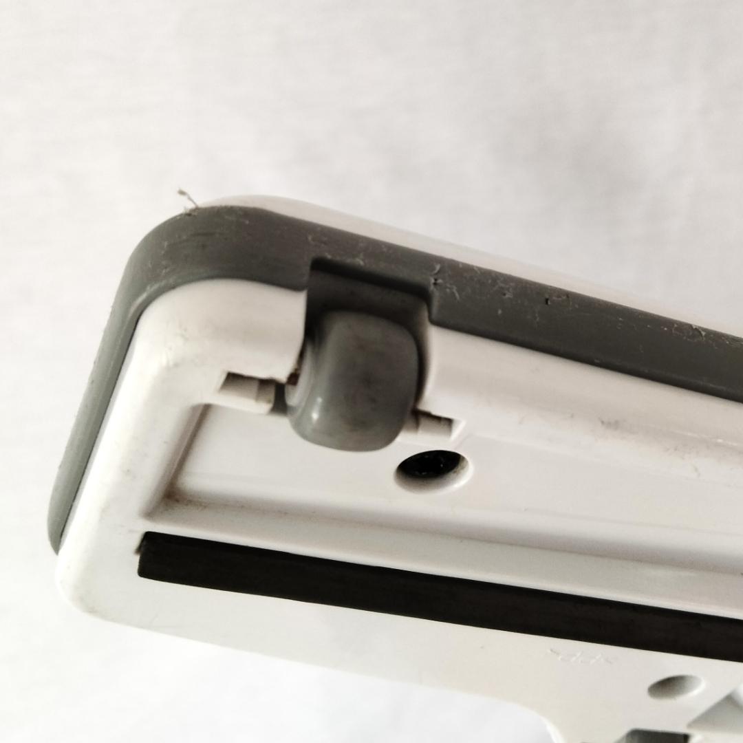 マキタ ｍakita コードレス 掃除機 CL107FD 充電式クリーナー 白