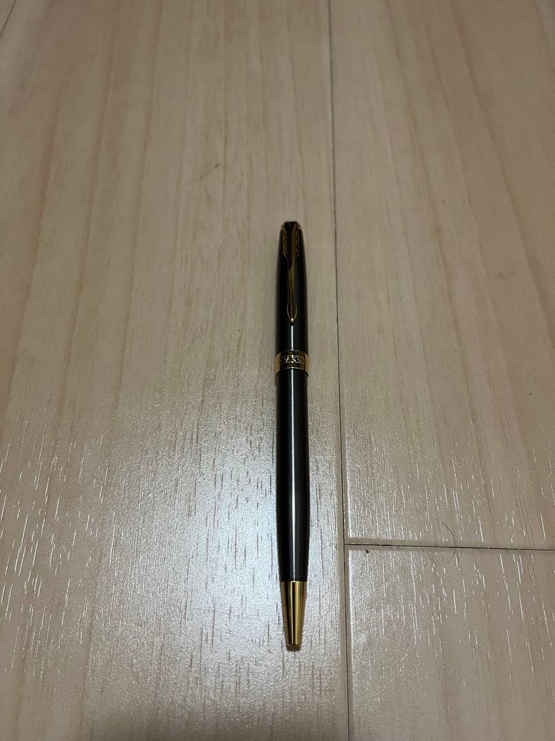 PARKER ボールペン 黒 ゴールドアクセント