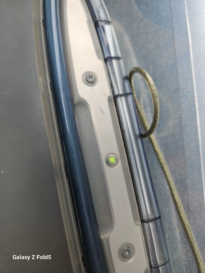 Apple iBOOK M2453 　起動します。付属品あります。　ジャンク扱い